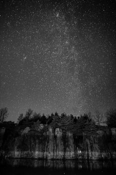 Winter’s faint Milky Way above Palisades State Park south of Garretson.