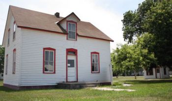 Geddes leaders hope to raise $40,000 to make repairs on Peter Norbeck's childhood home.