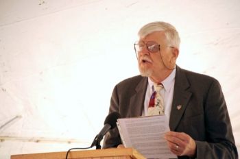 Bob Kolbe, president of the Minnehaha County Historical Society, the group who sponsored the Pettigrew statue project, explained Pettigrew’s role in building Sioux Falls.