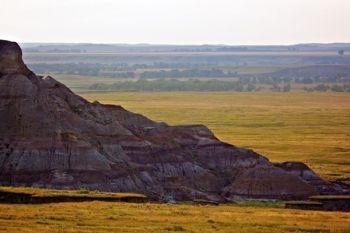 A northward protrusion of the wall formation with the Grand River in the distance.