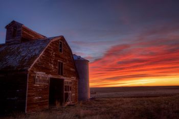 Predawn clouds at Fort Pierre National Grasslands.