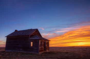 Sunrise along County Line Road in the Fort Pierre National Grasslands.