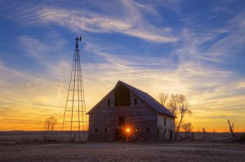 McCook County barn.