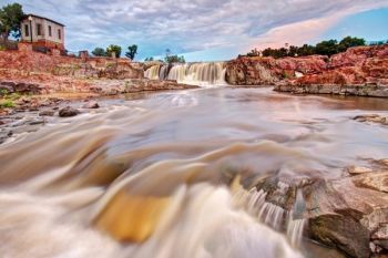 Early morning at the lower falls of the Big Sioux in Sioux Falls. Click to enlarge photos.
