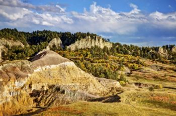 Slim Buttes near the castles area