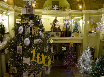Christmas at the Capitol 2010. Photo by Bernie Hunhoff.