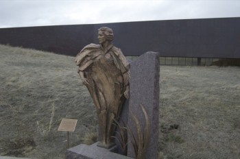 “Citadel” by <a href='http://www.lampherestudio.com/' target='_blank'>Dale Lamphere</a> is dedicated to the pioneer women of South Dakota. You can find her at the <a href='http://history.sd.gov/Museum/' target='_blank'>State Historical Society Museum</a> in Pierre. Photo by Dave Jensen.
