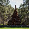 The Norwegian Department of Antiquities provided a set of blueprints from the Borgund church, built around the year 1150, to be used in construction. Financing for the chapel came from a local Norwegian benefactor, Arndt E. Dahl.