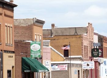 Hyperion's Gorilla will not be running rampant near Elk Point now that the company's Union County land options have expired. Photo of Main Street in Elk Point by Bernie Hunhoff.