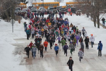 Runners brave the cold during the 2011 Beresford Frostbite Four. Photo by Dawn Coggins.