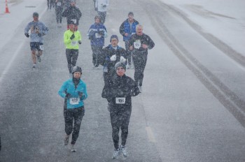 Runners brave the cold during the 2011 Beresford Frostbite Four. Photo by Dawn Coggins.