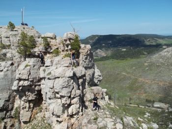 A nimble Deadwood family climbing like mountain goats.