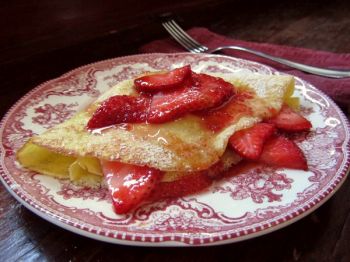 Strawberry Crepes - Culinary Hill