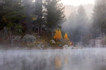 Early morning mist over Bismark Lake.