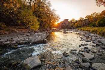 Palisades State Park bathed in autumn light just before sunset.