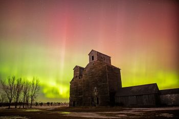 Northern lights over Esmond’s grain elevators.