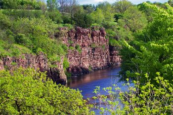 Dells of the Big Sioux River