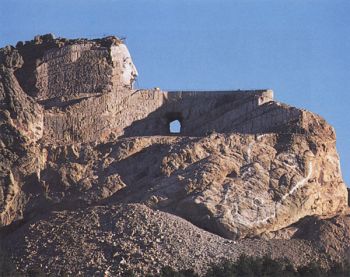 Several charges were detonated to shape the chin on the northern side of the sculpture’s face. Almost all heavy sculptural work on the mountain is done with explosives.